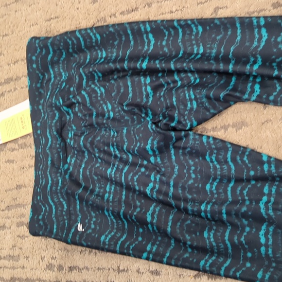 NWT Fabletics Define PowerHold® High-Waisted Leggings - Picture 4 of 7